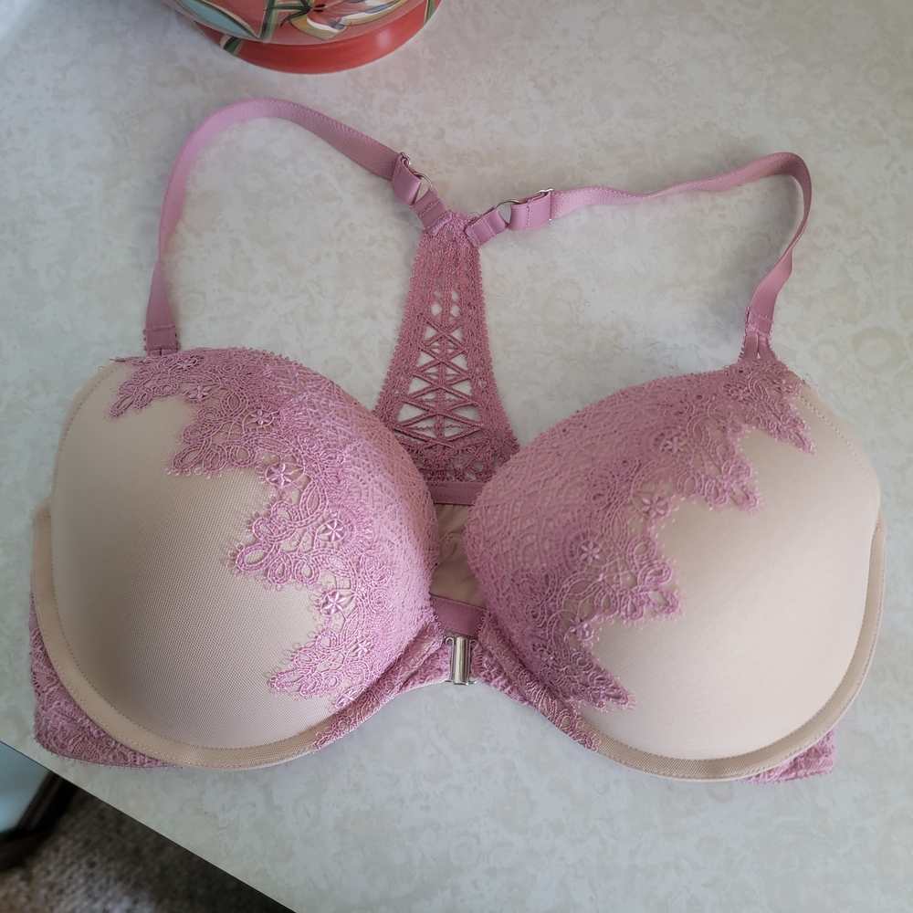 Victoria's Secret Pink and Cream Lace Bra